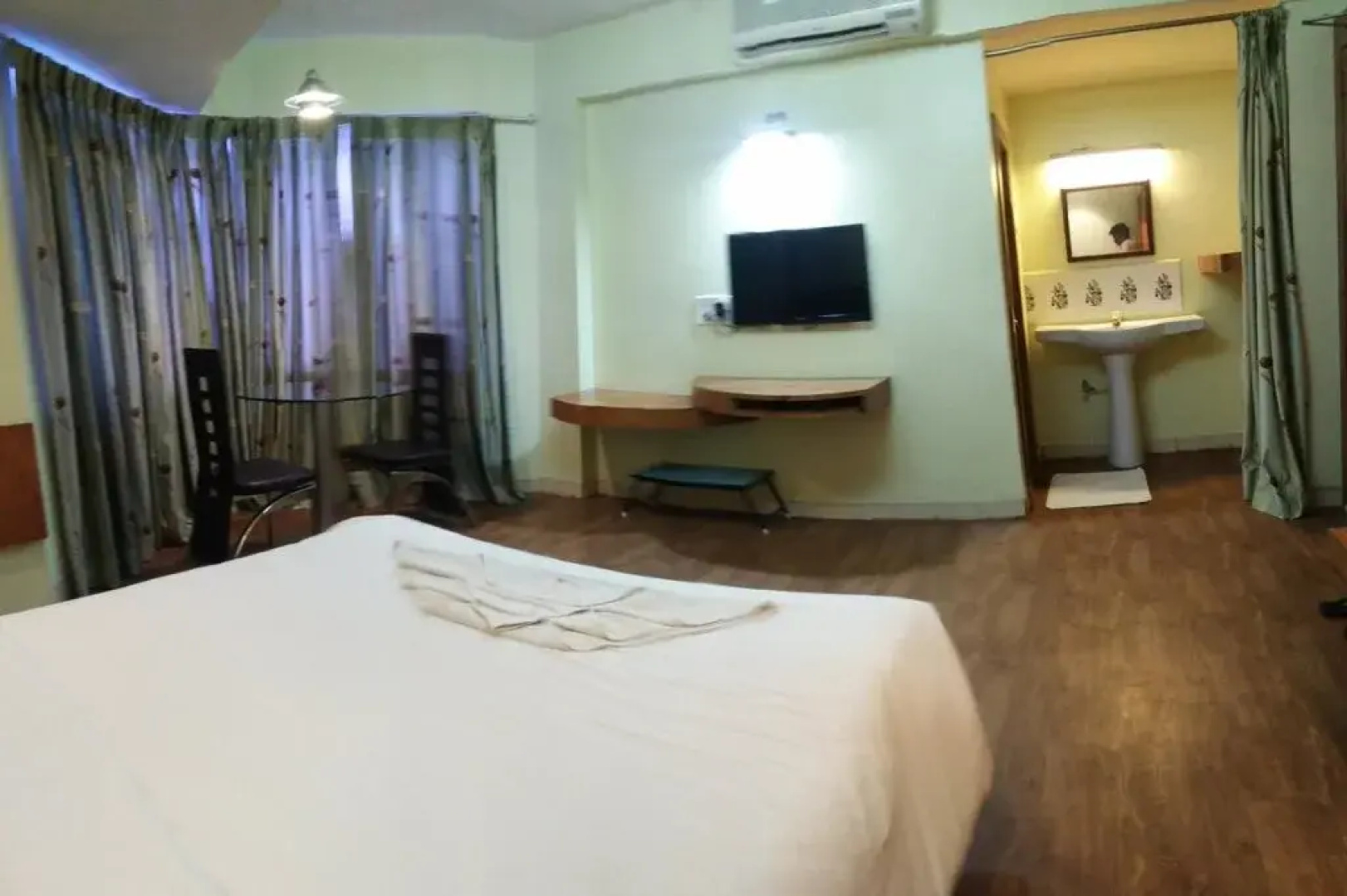 Hotel Radhika Palace
