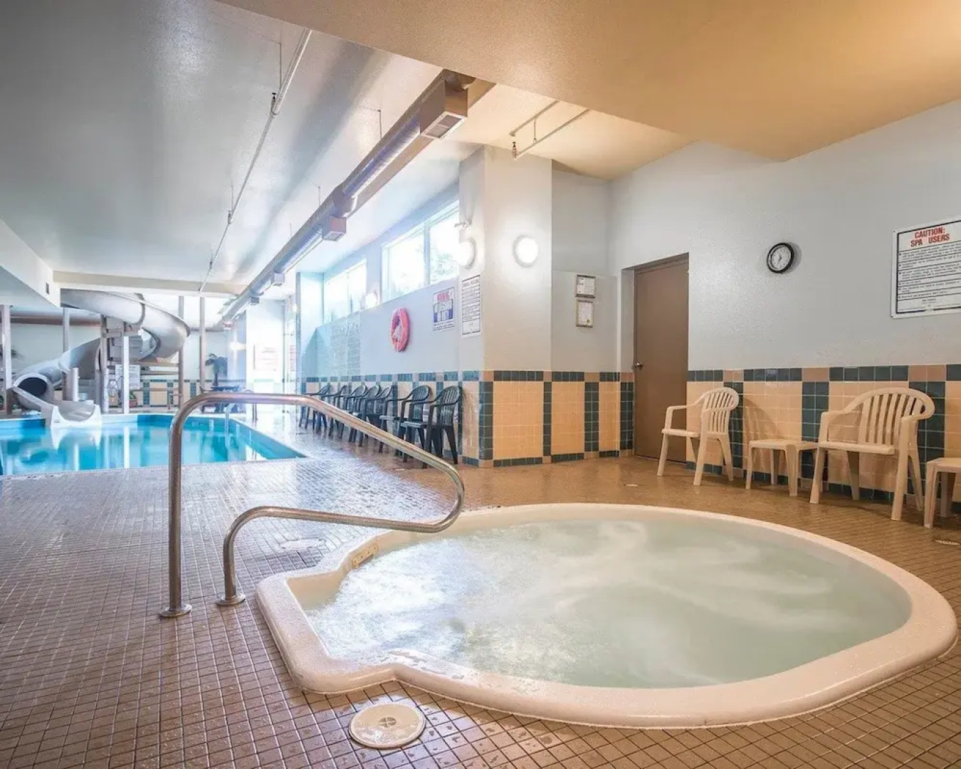 Holiday Inn Express Salmon Arm