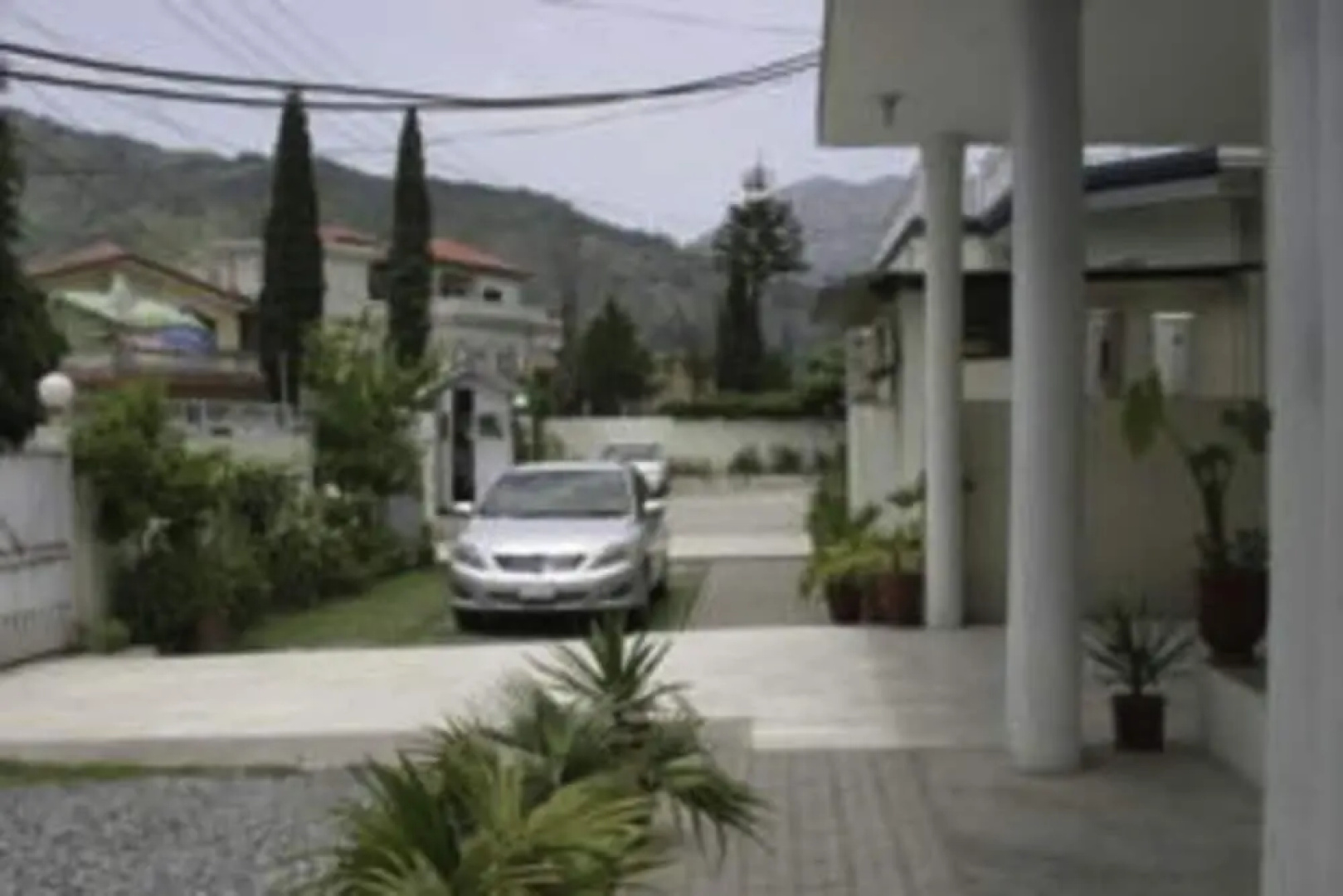 Hotel Orash Lodges