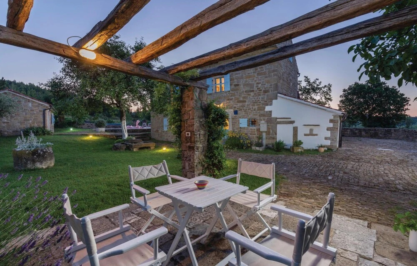 Stunning Home in Groznjan With Wifi and 3 Bedrooms