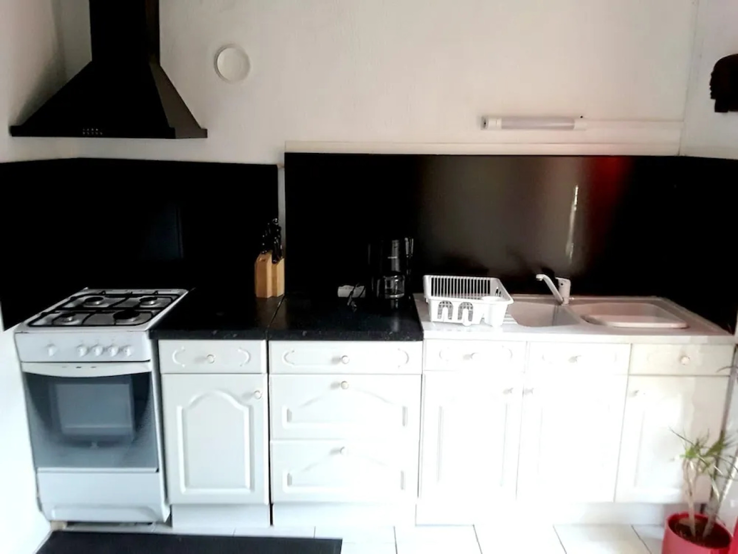 House With 2 Bedrooms in Guimaëc, With Enclosed Garden and Wifi - 500