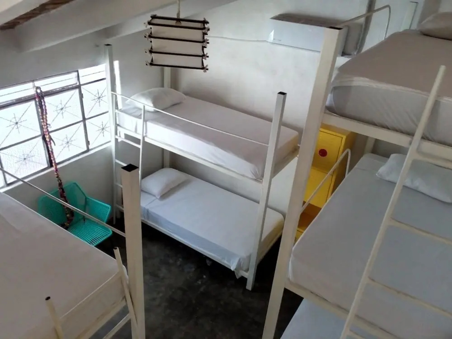 Shaka Surf House - Hostel