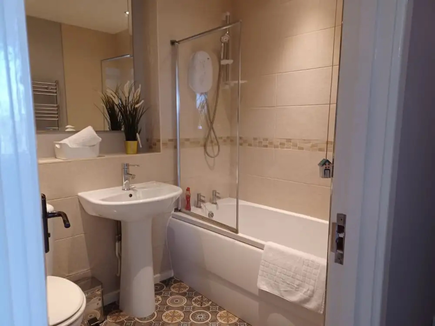 Red Door Malt - Huku Kwetu (Dunstable)