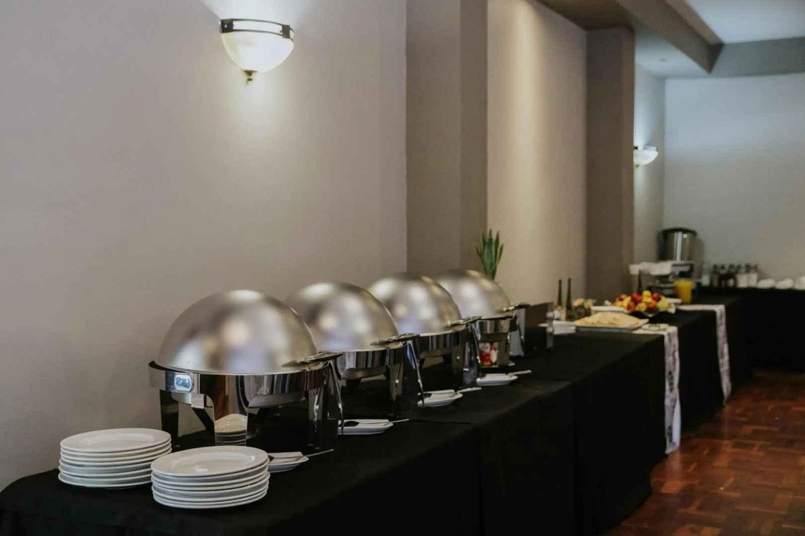 Le Grand Chateau Hotel