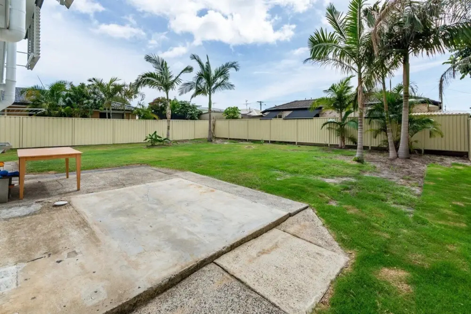 Escape to Bribie, Enjoy This dog Friendly Family Getaway!