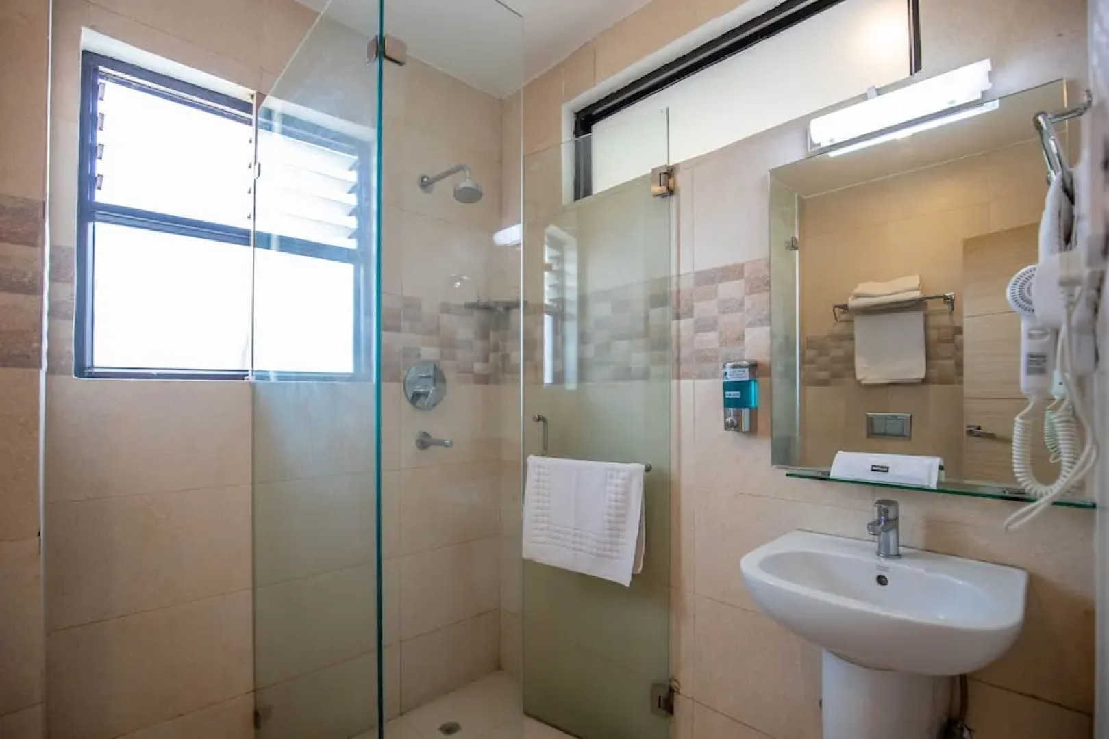 Sarovar Residency Serviced Apartment Hotel