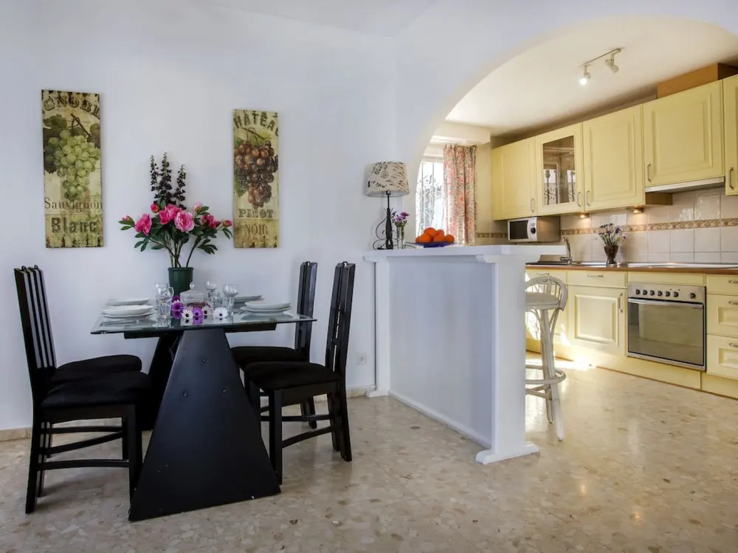 Luxurious 6 person villa with swimming pool in a beautiful area, amazing village, amazing location