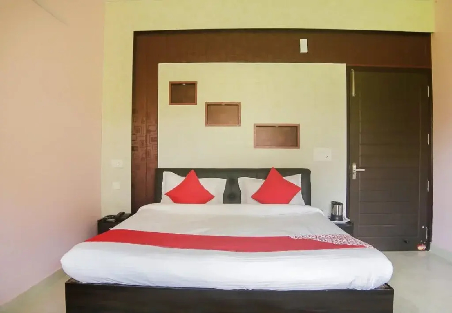 Satkar Hotel By OYO Rooms