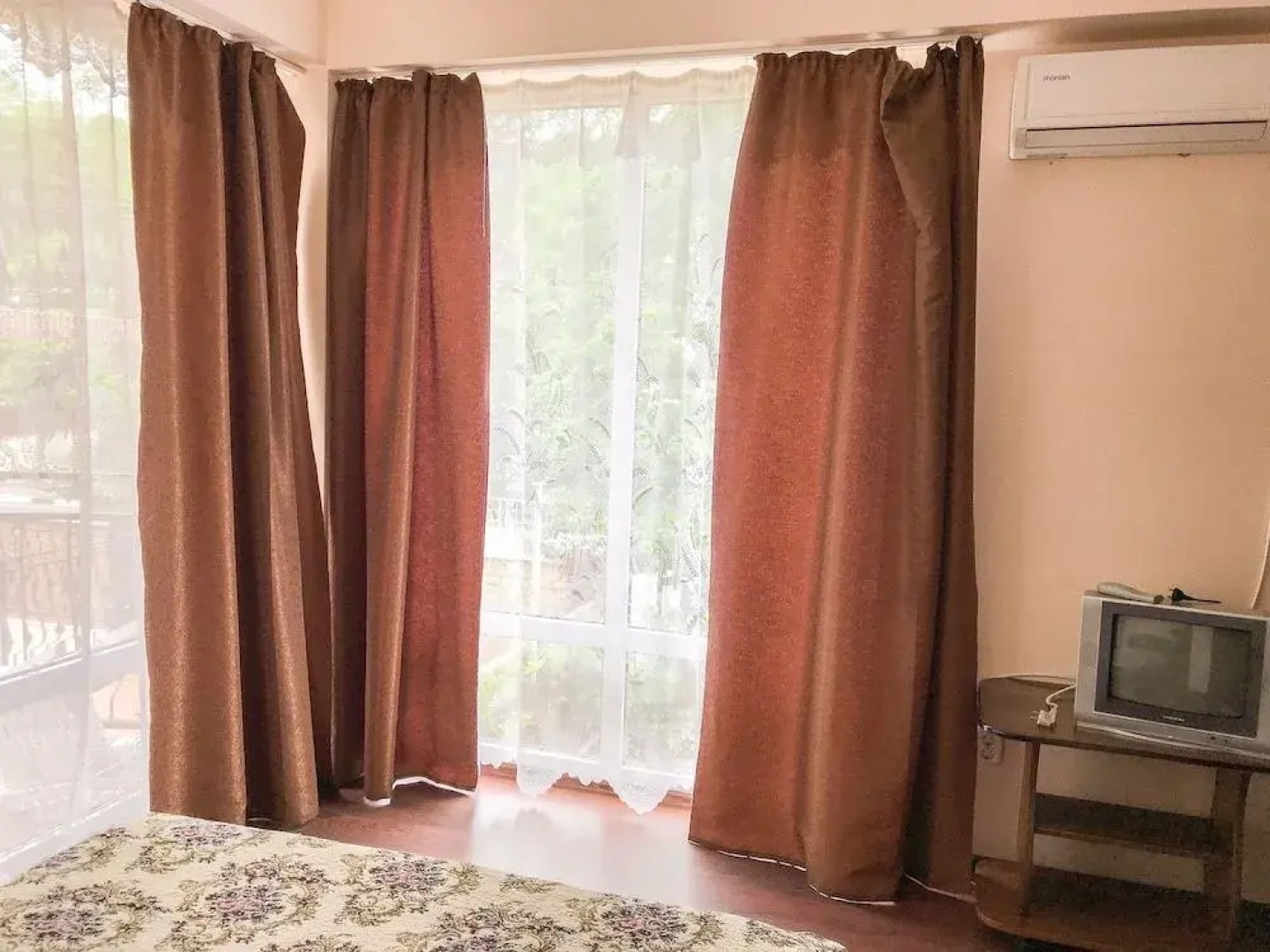 Отель Smile Hotels