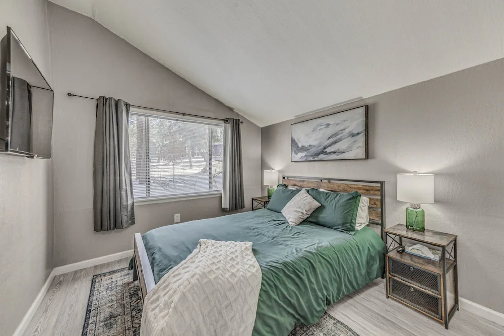 Ruidoso Retreat w/ Mtn Views ~ 20 Mi to Ski Apache