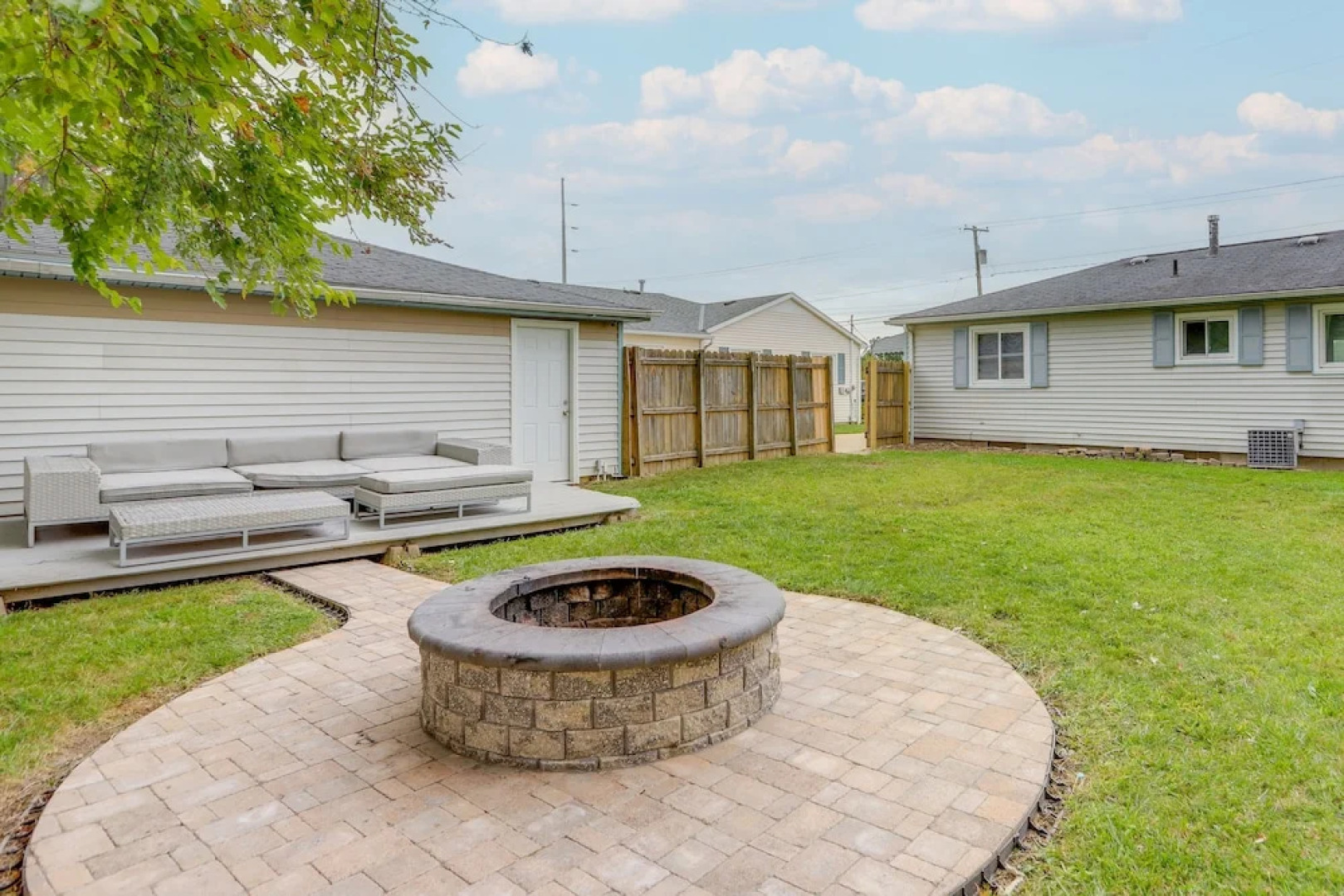 Pet-friendly Lorain Retreat w/ Fenced Yard!