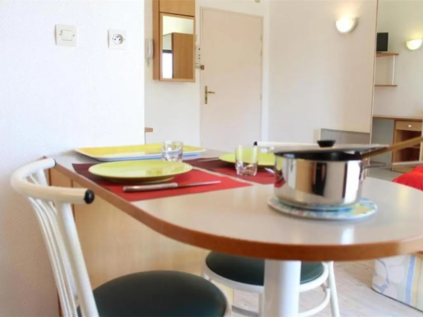 Appartement La Rochelle, 1 pièce, 2 personnes - FR-1-246-137