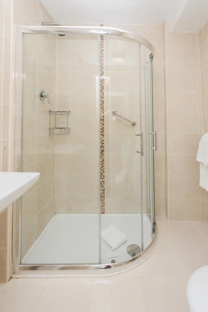 Stauntons on the Green