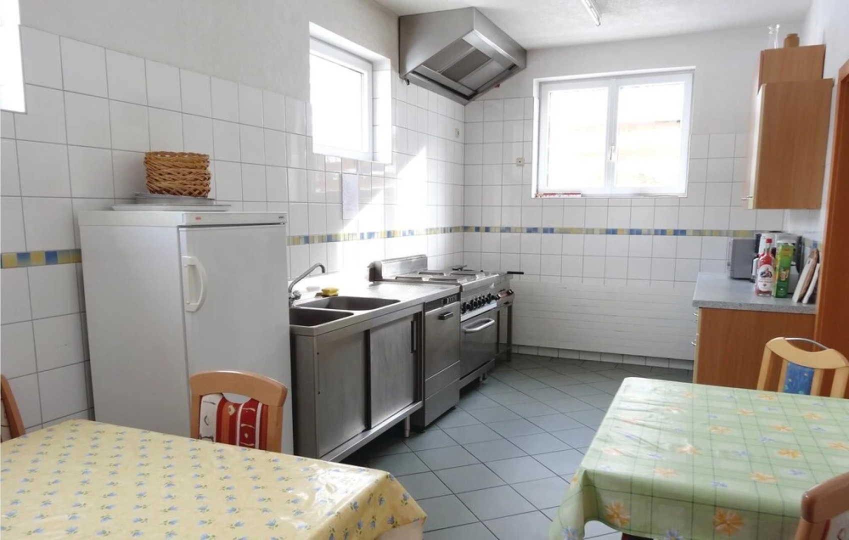 Stunning Apartment in Holzgau With 7 Bedrooms and Wifi