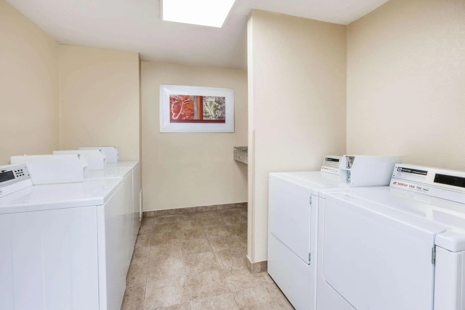 Hawthorn Suites by Wyndham Southfield