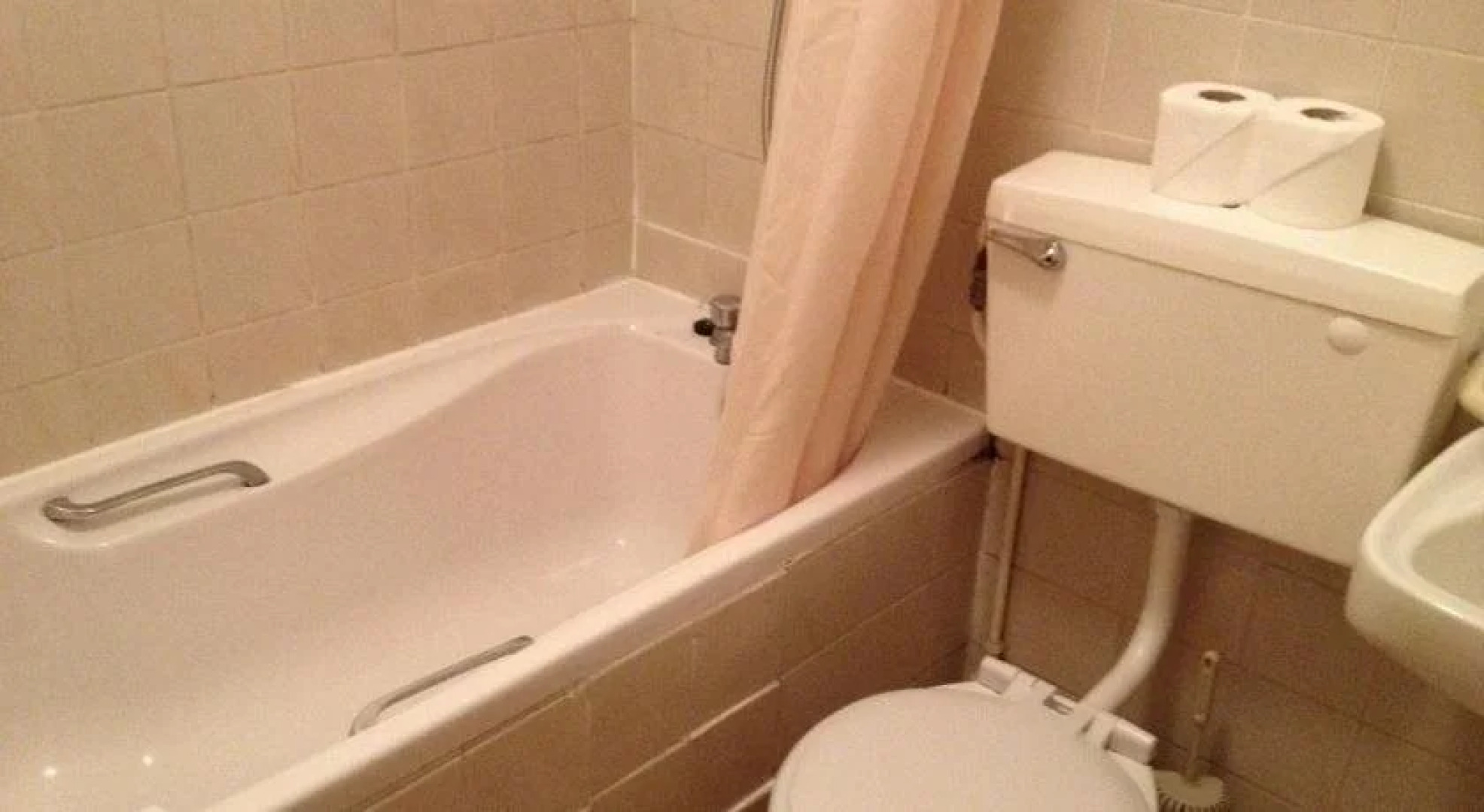 The Royal Victoria & Bull Hotel