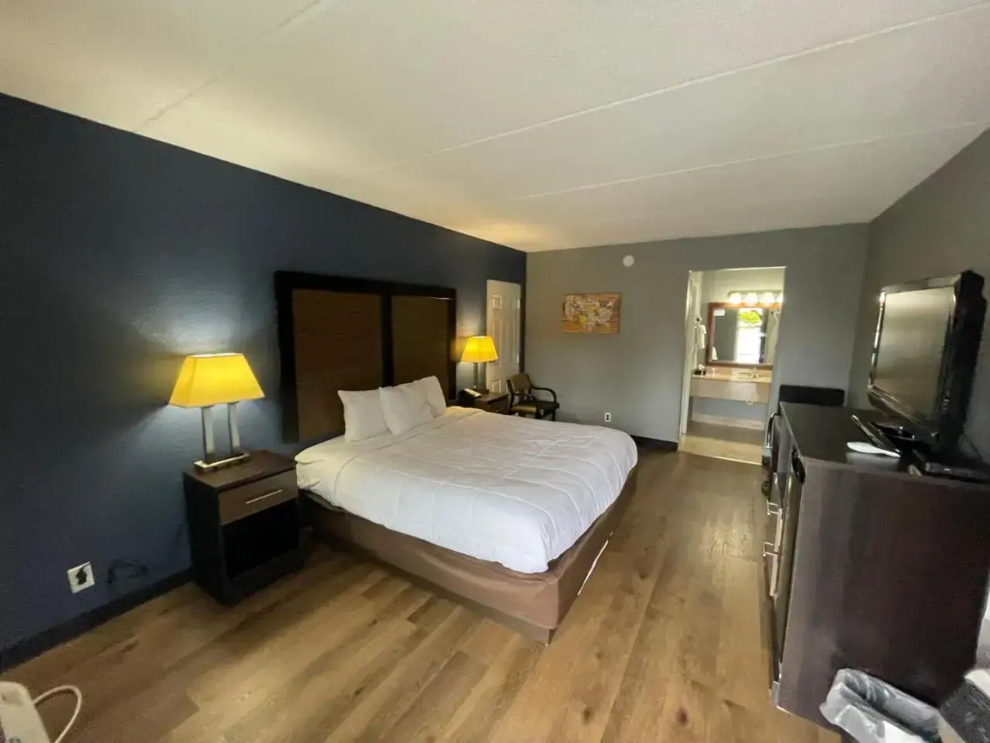 Ramada Limited Forest City