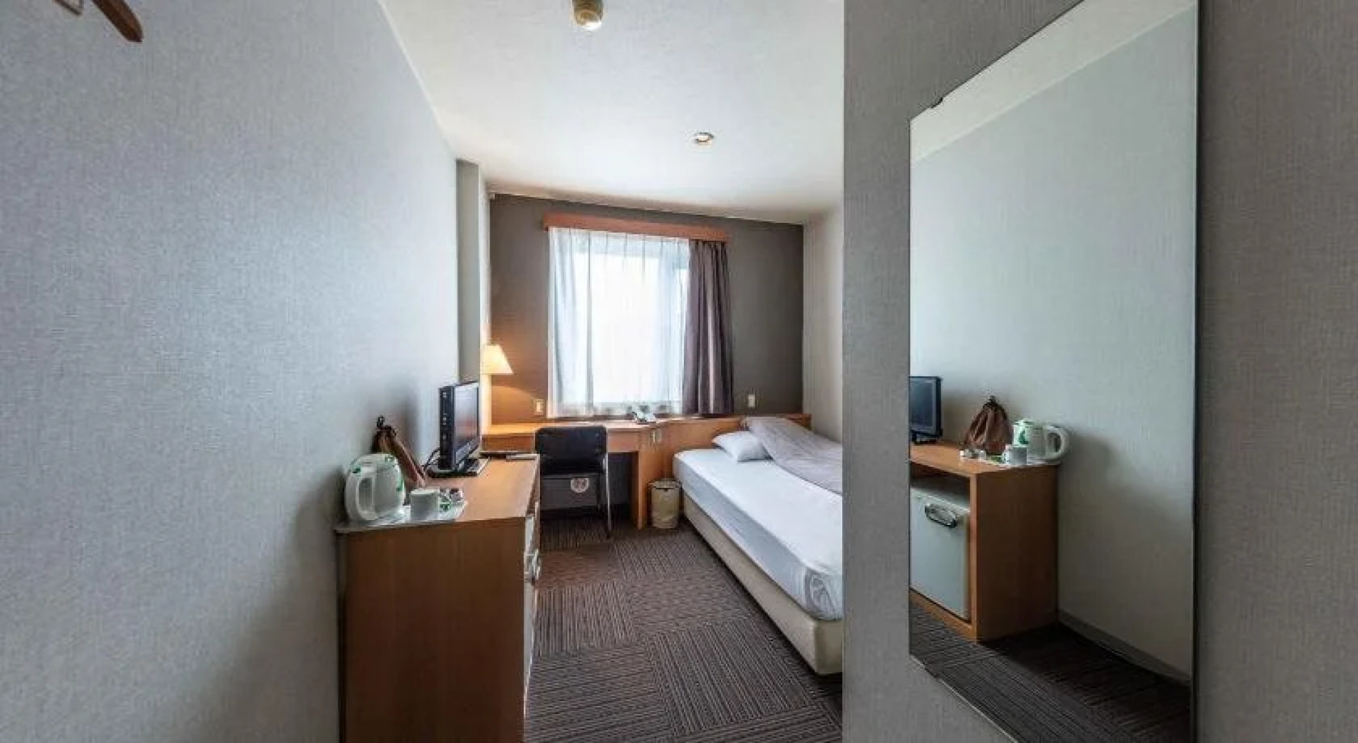 Business Hotel Hanaya