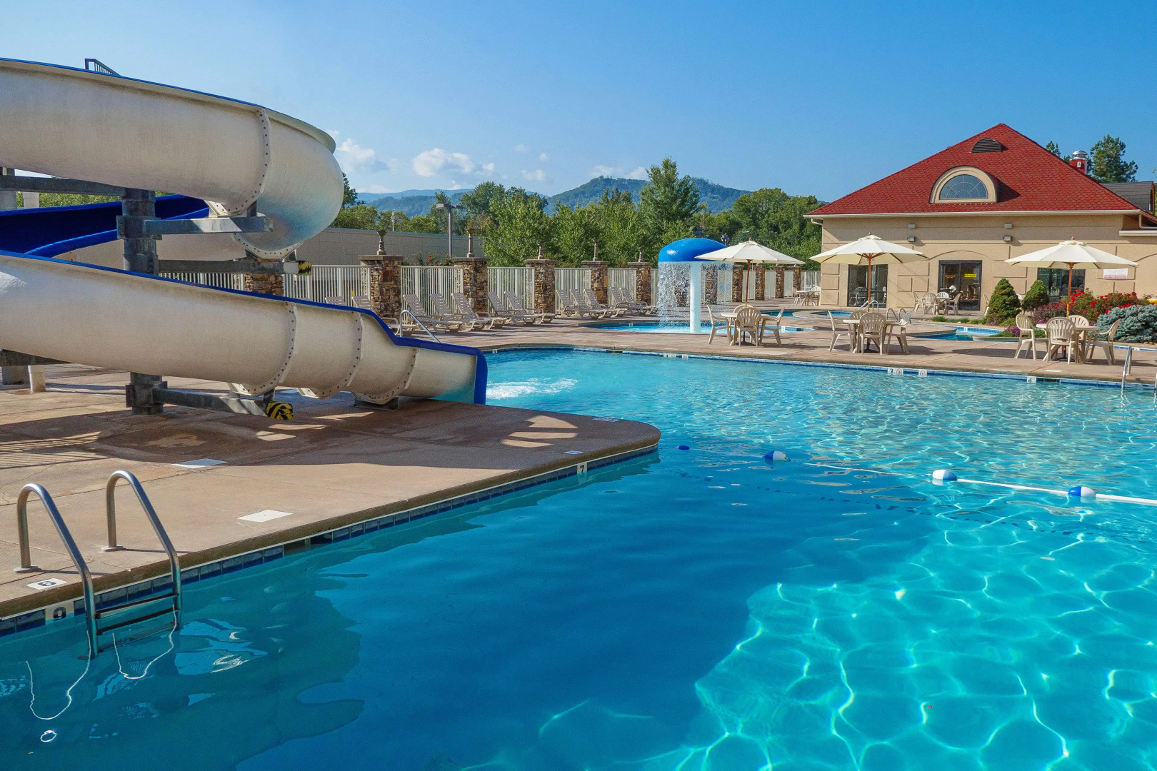 Music Road Resort Hotel and Inn