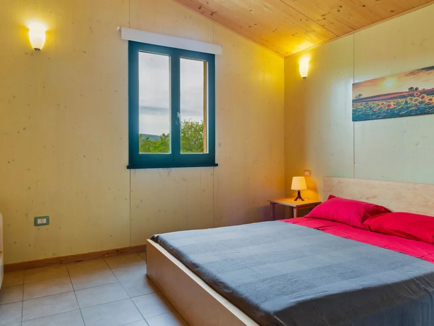 Alluring Cottage in San Ginesio with Swimming Pool