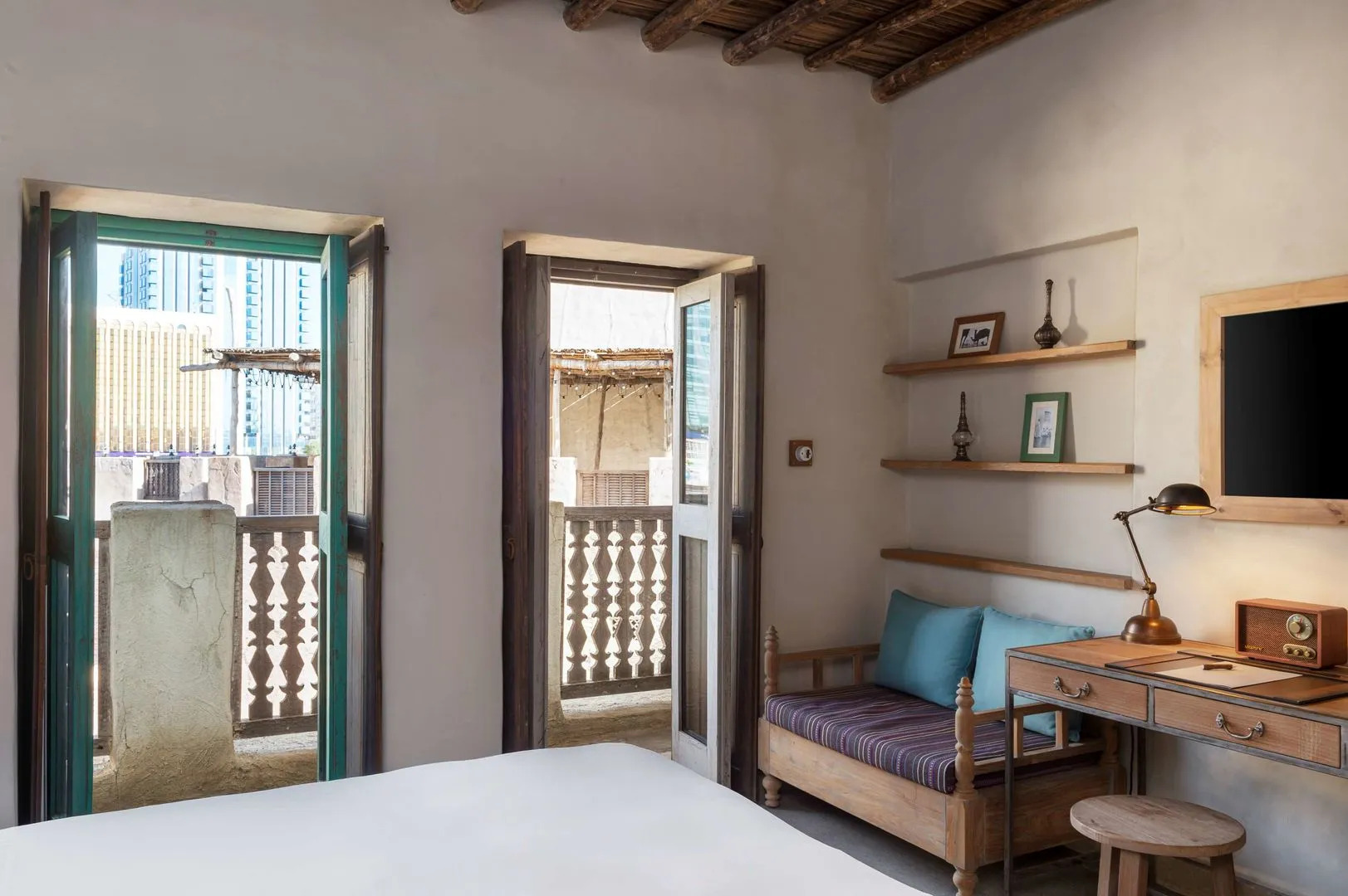 Отель Al Seef Heritage Hotel Dubai, Curio Collection by Hilton