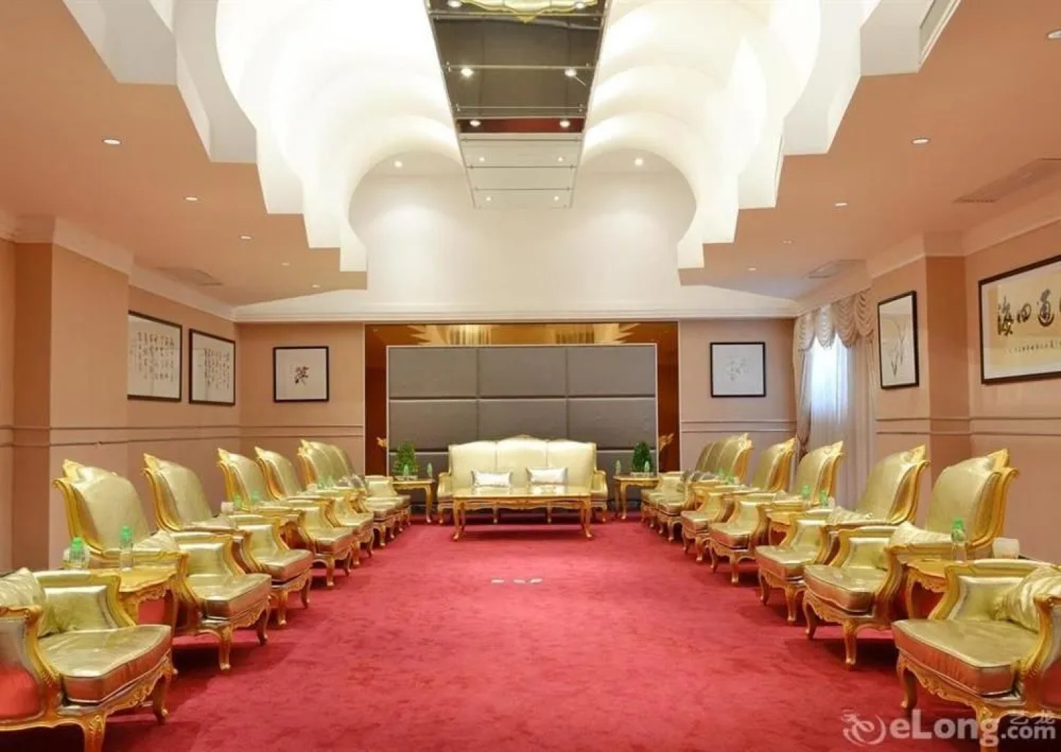 Dongguan California Hotel