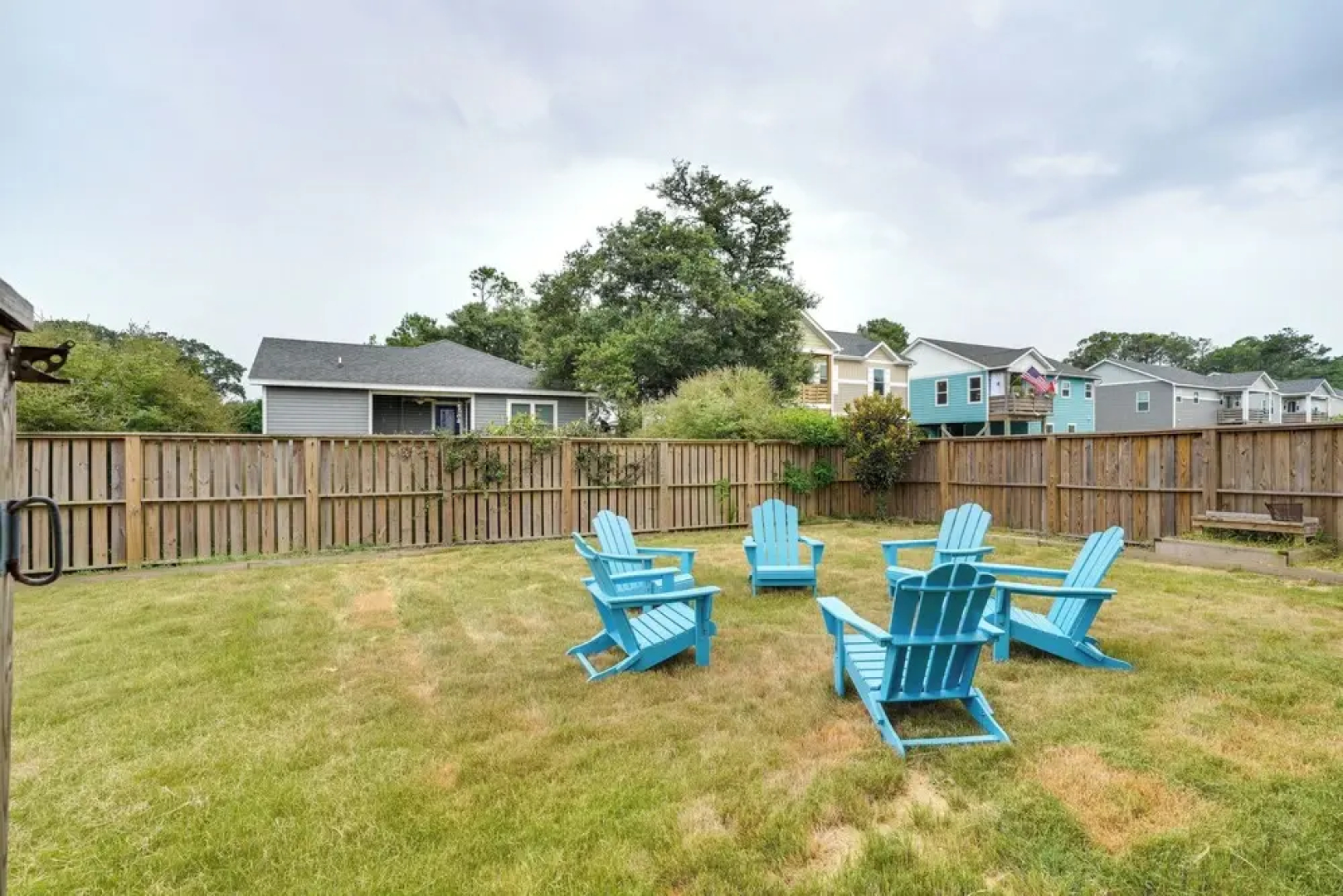 Kill Devil Hills Retreat w/ Gas Grill & Deck!
