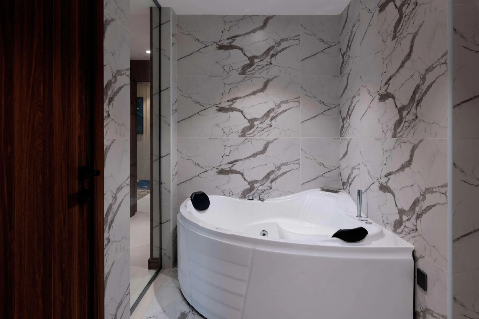 Warwick Al Taif Hotel