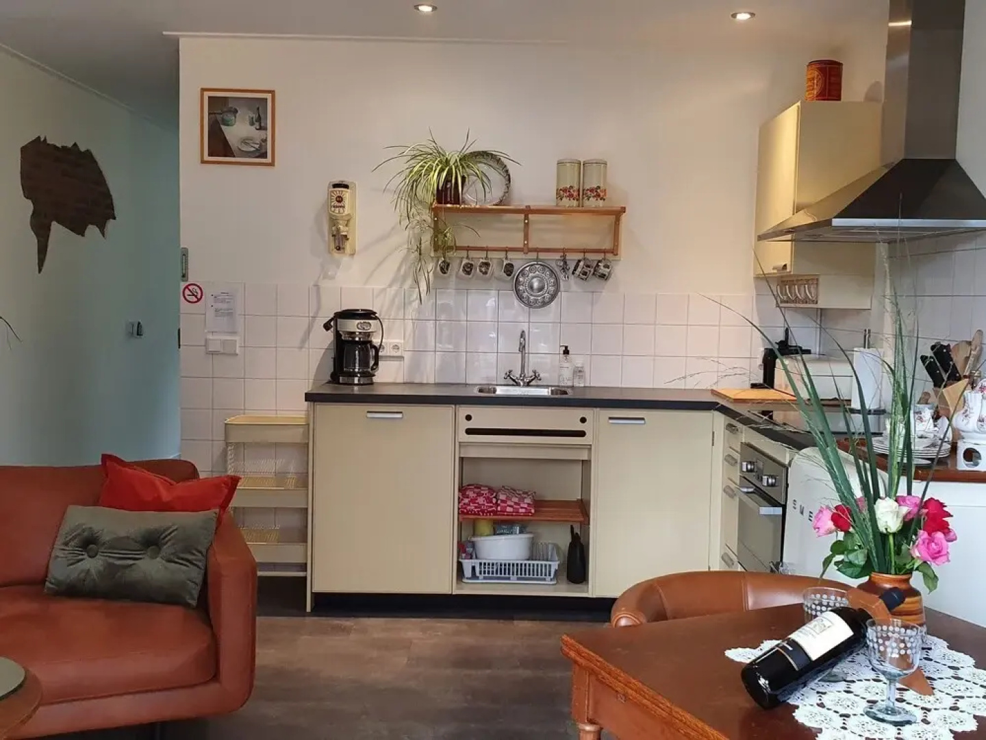 Vintage Holiday Home in Kamperland near Lake Veerse