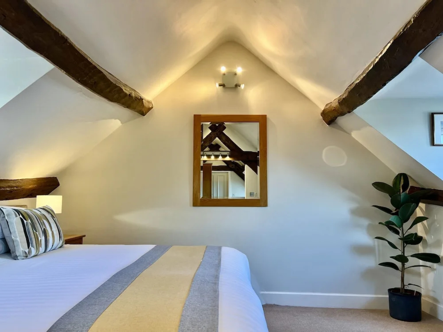 Castle Cottage Inn