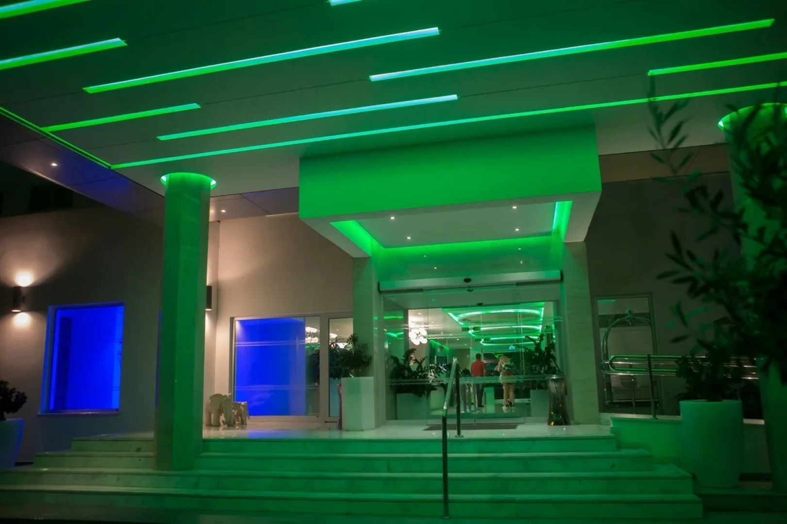 Vassos Nissi Plage Hotel & Spa