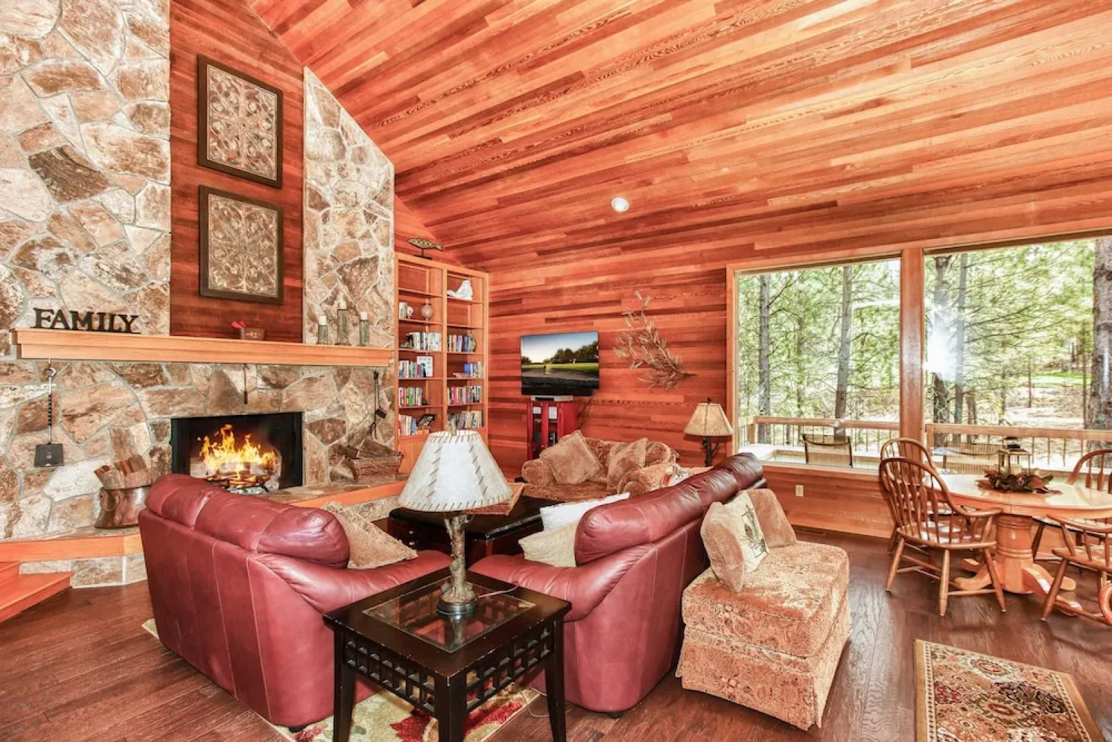Black Butte Ranch - 5 Br home by RedAwning