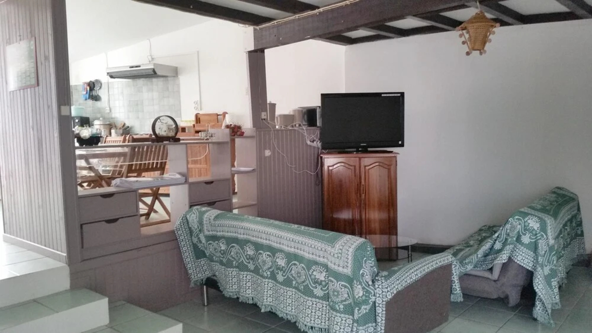House With 2 Bedrooms in Petite-île, With Wonderful sea View, Furnishe
