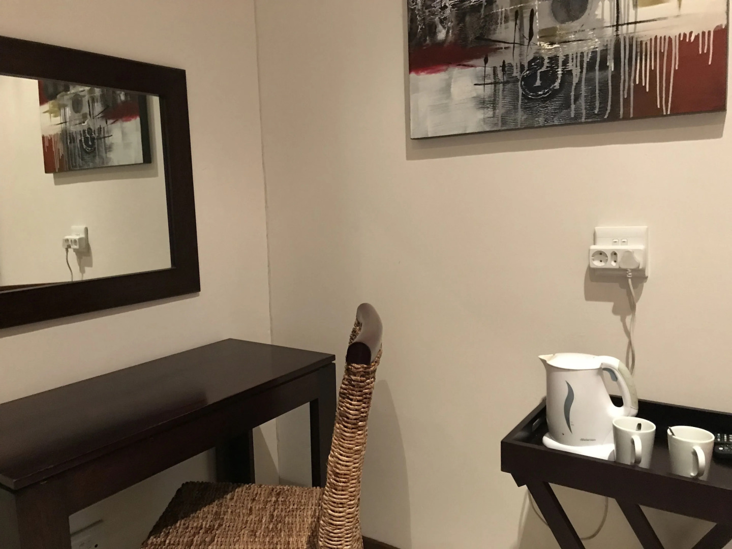 VJ's Guesthouse and Restaurant