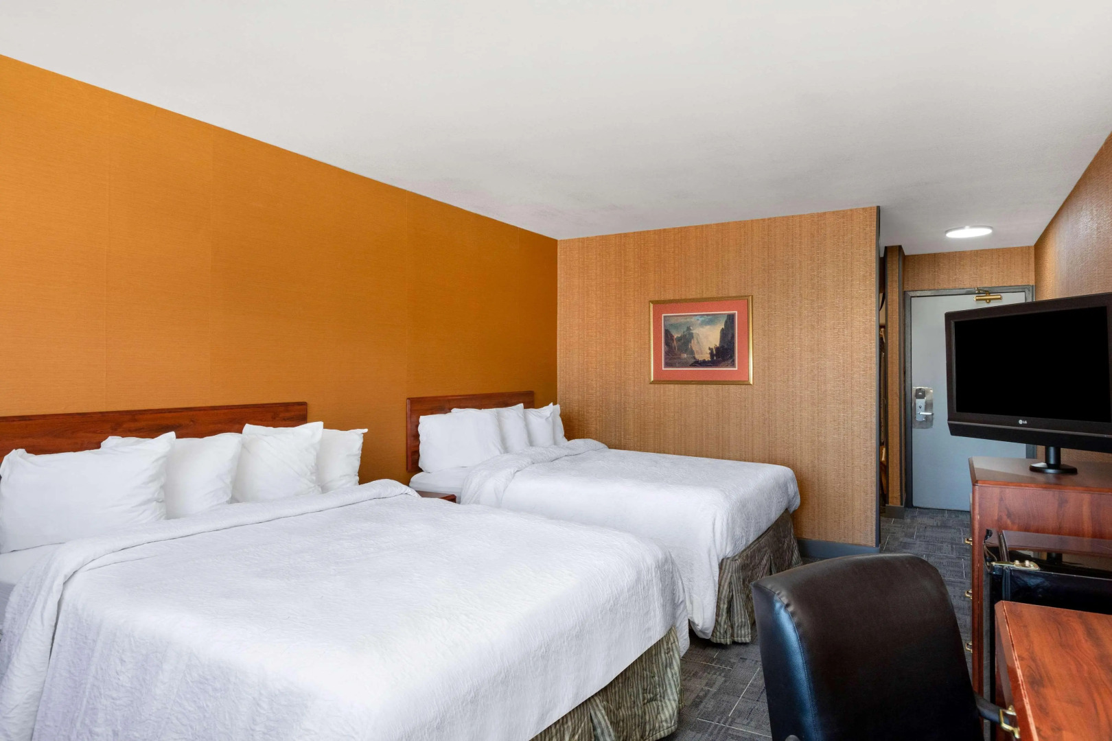 Howard Johnson by Wyndham Gillette