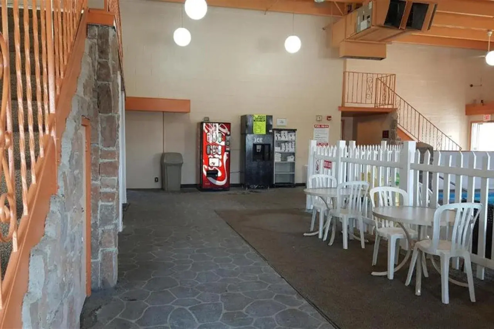 Econo Lodge Grand Forks