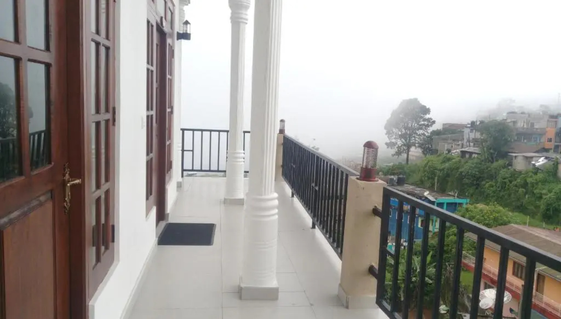 Grand View Guest House & Restaurant