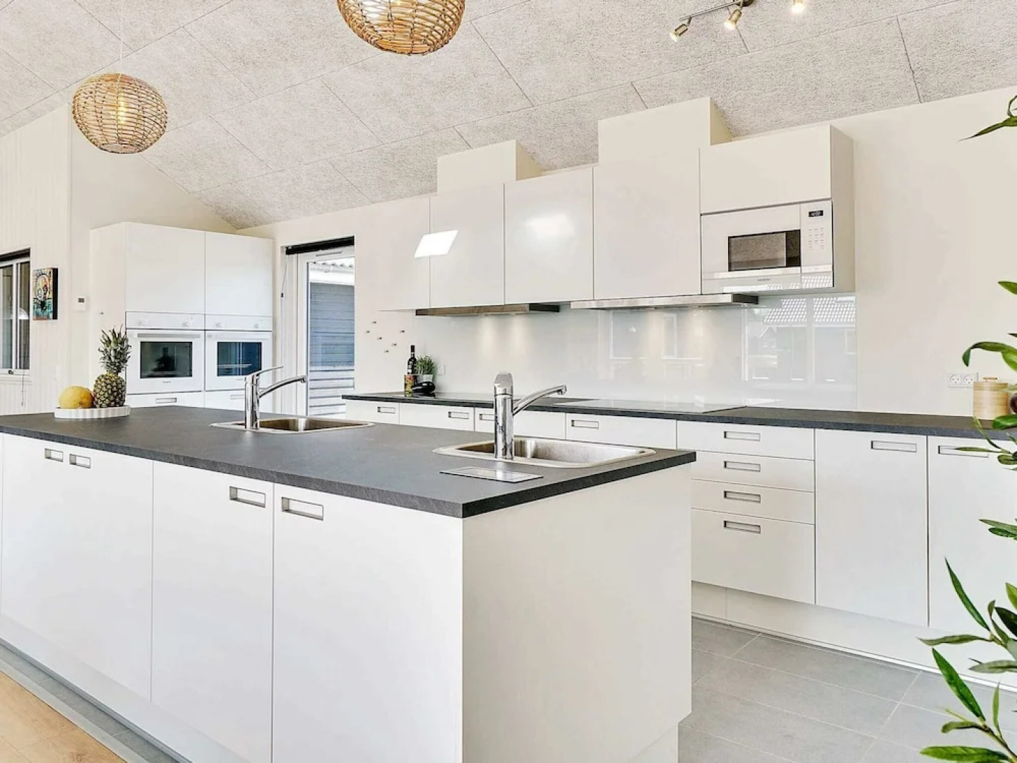 24 Person Holiday Home in Grenaa