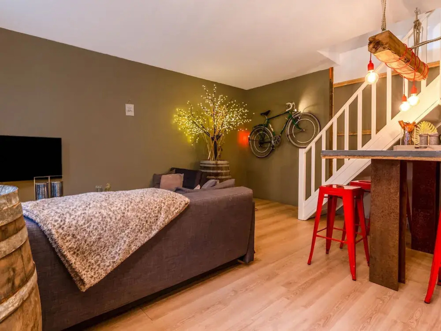 Lavish Holiday Home in Spaubeek with Turkish Steambath