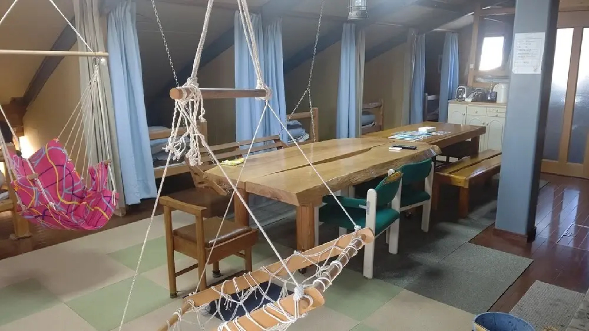 Awaji Tourist Trophy House Hostel