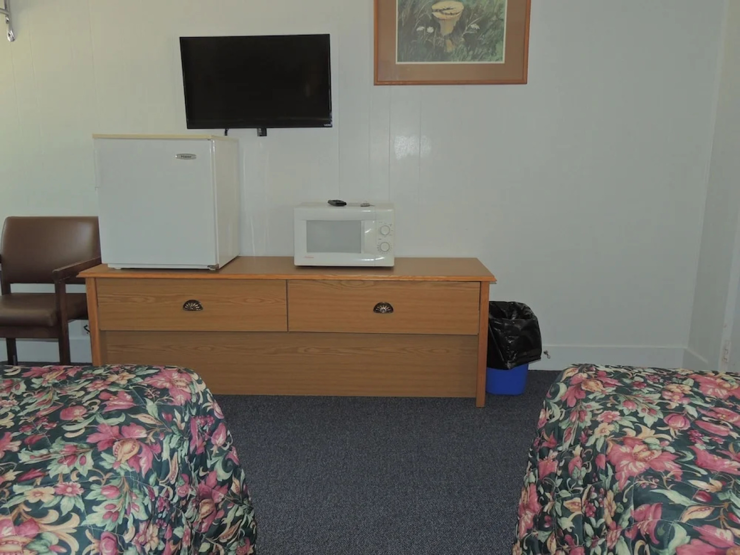 Phil & Anns Sunset Motel