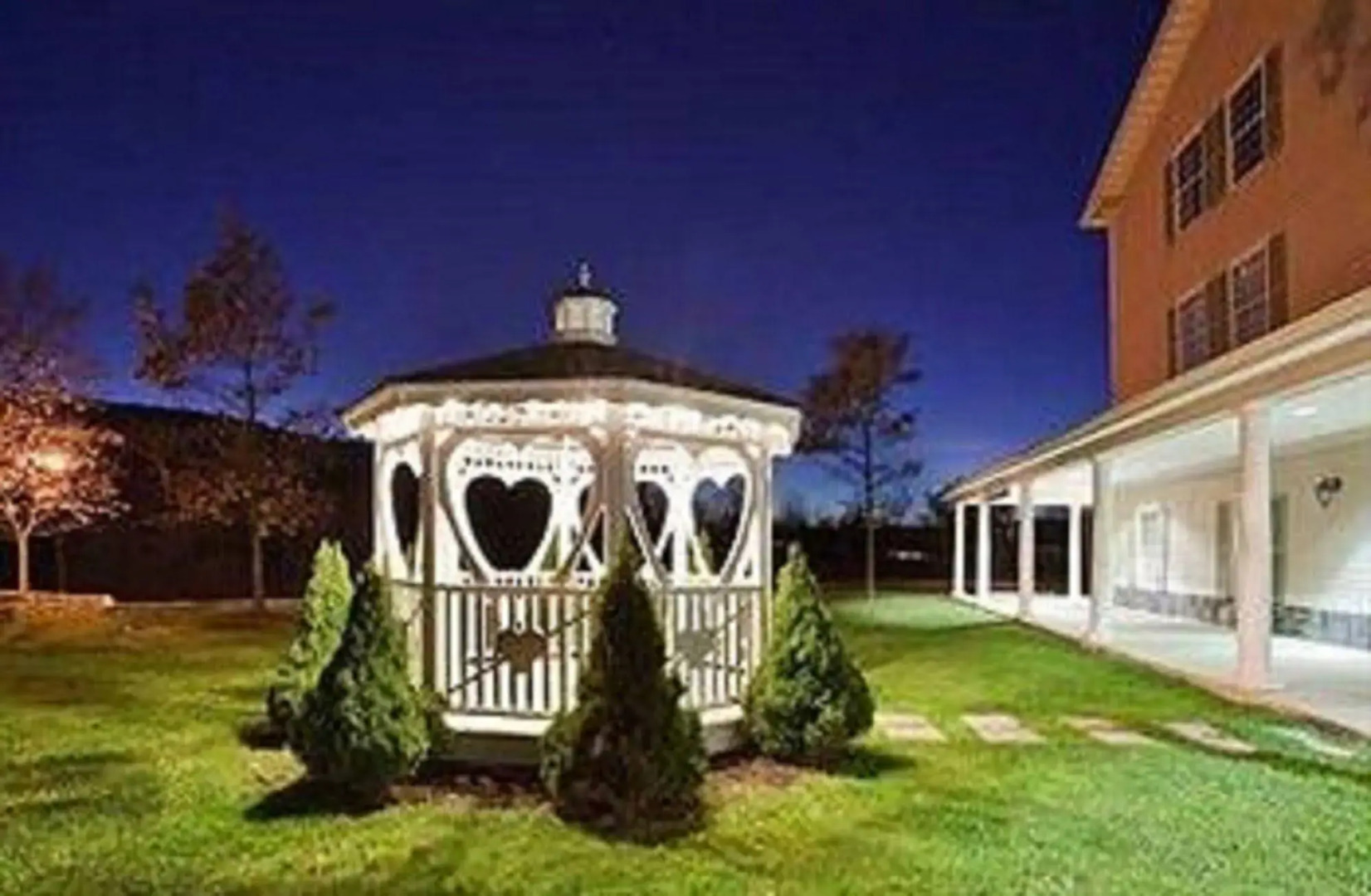 Days Inn & Suites Schoharie