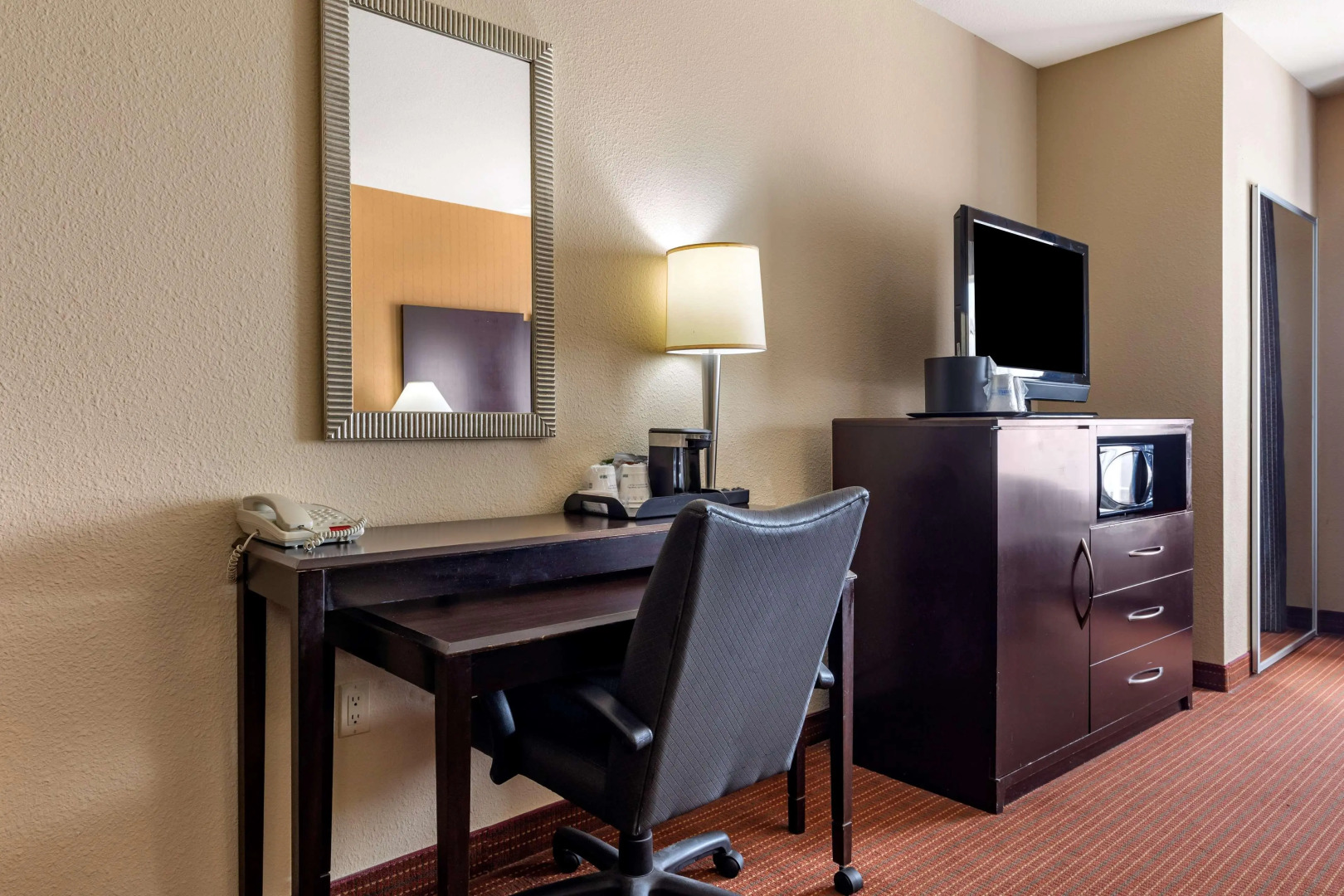 Best Western Plus DFW Airport West Euless