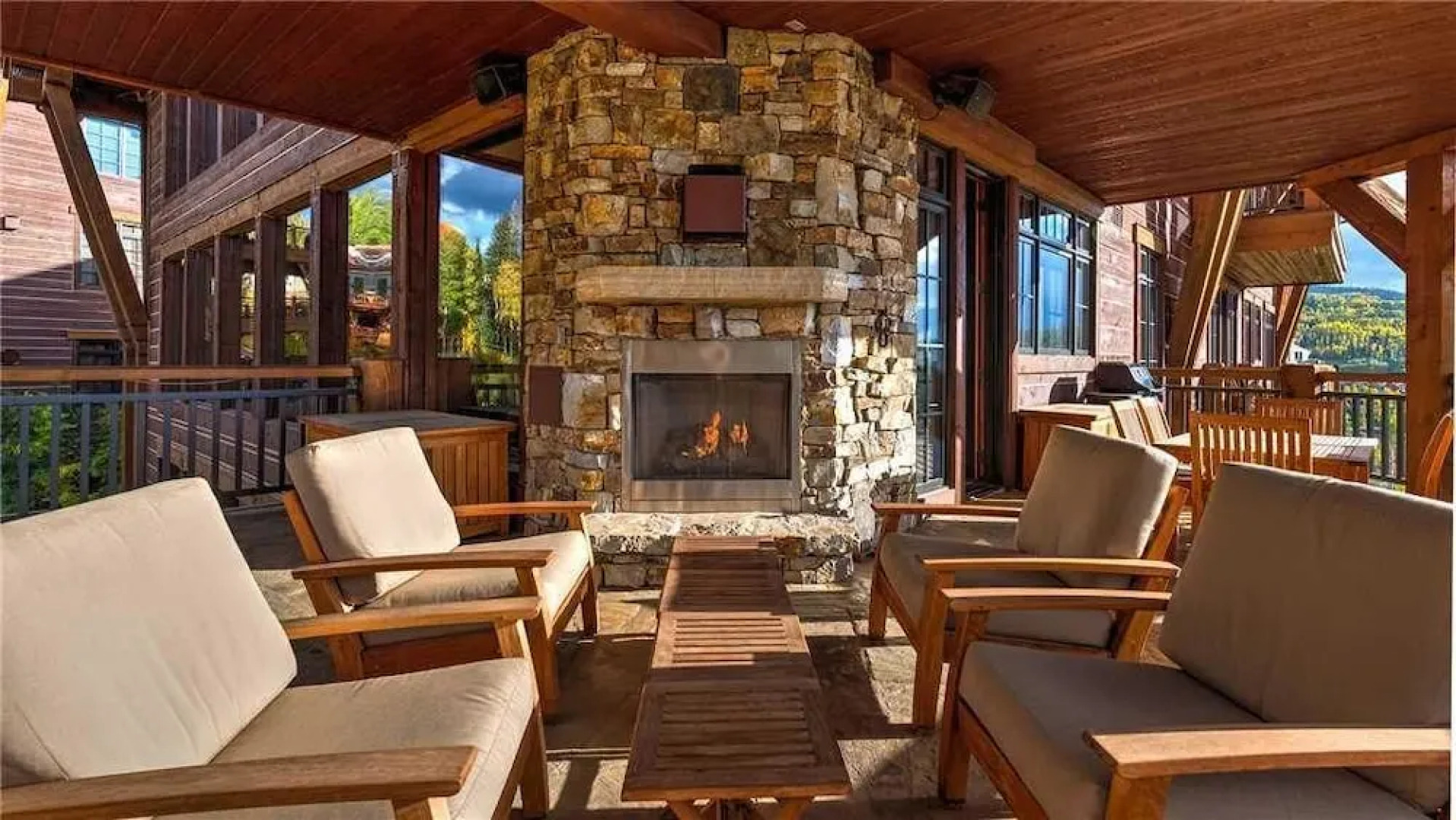 See Forever San Sophia 117