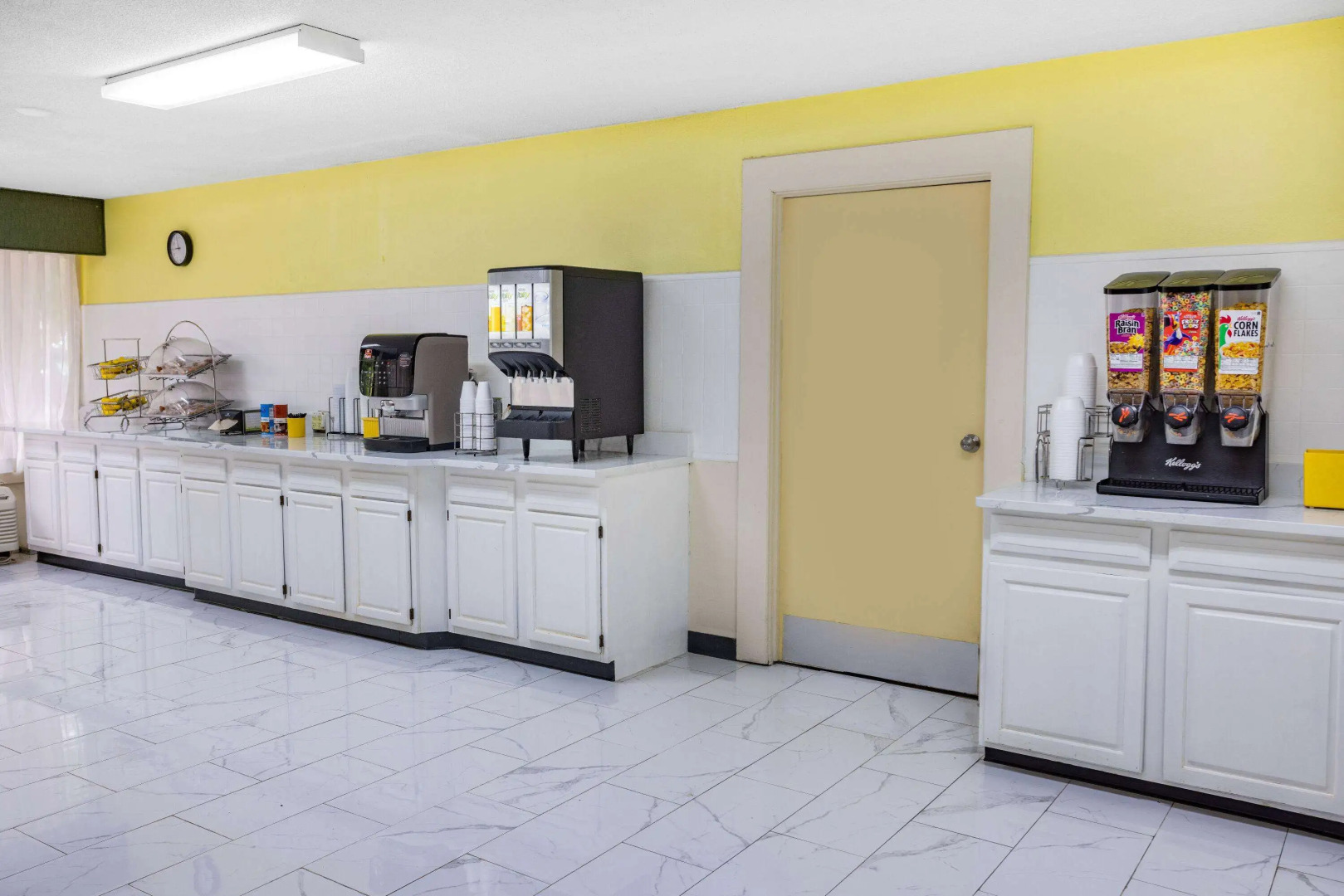 Days Inn & Suites by Wyndham Williamsburg Colonial