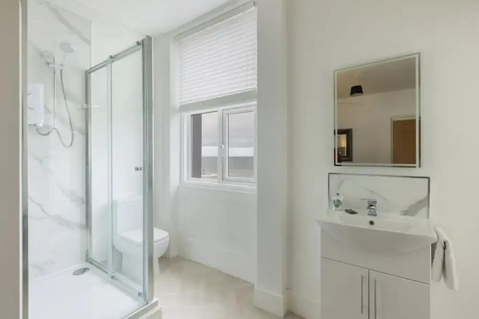 Host Stay Ruswarp Studio at the Sandbeck