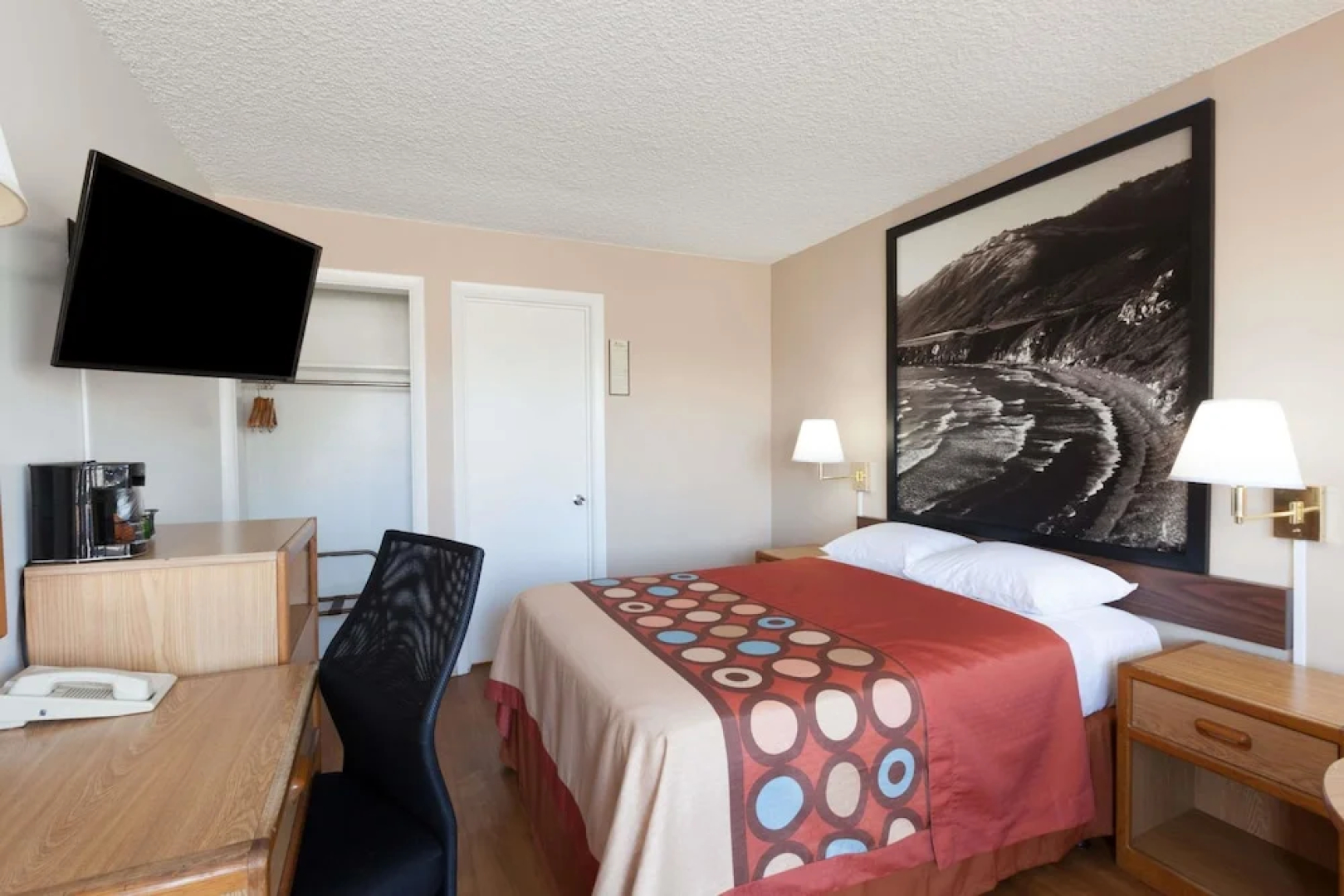 Super 8 Santa Barbara/Goleta