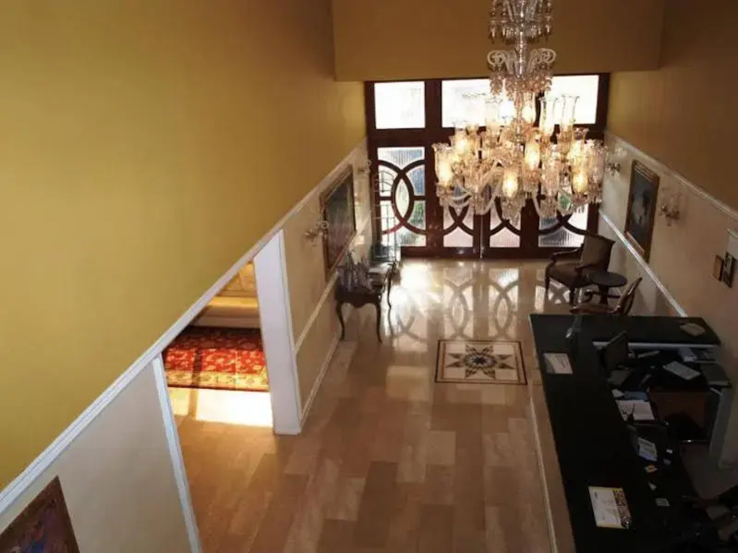 Clarion Hotel & Suites Curacao