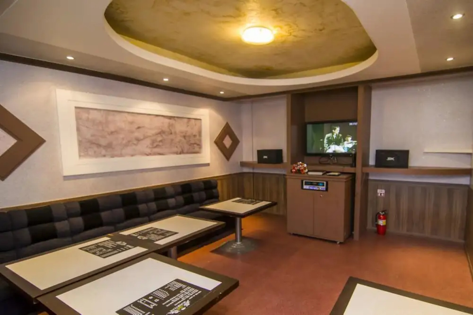 Hyundai Elliot Hotel and Resort