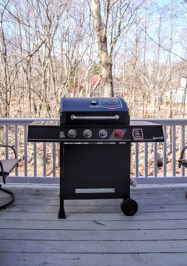 Home near 42 attractions in the Poconos